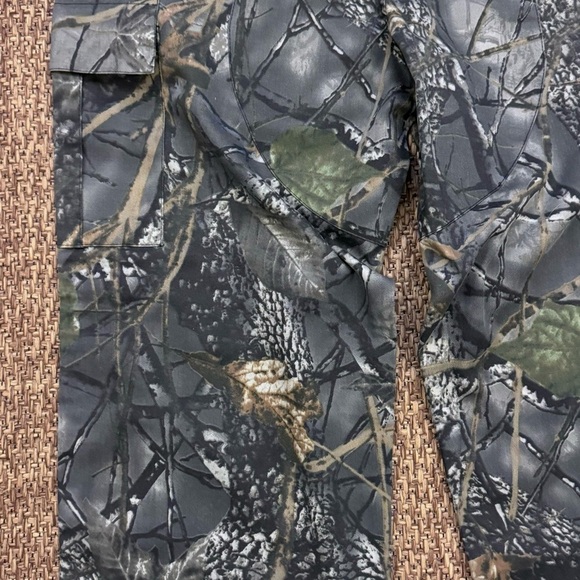 Vintage WFS Element Gear Camo Cargo Pants - Picture 10 of 15